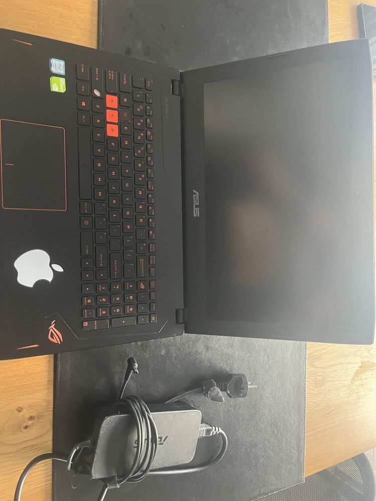 Laptop Gamingowy Asus Rog Strix GL502V