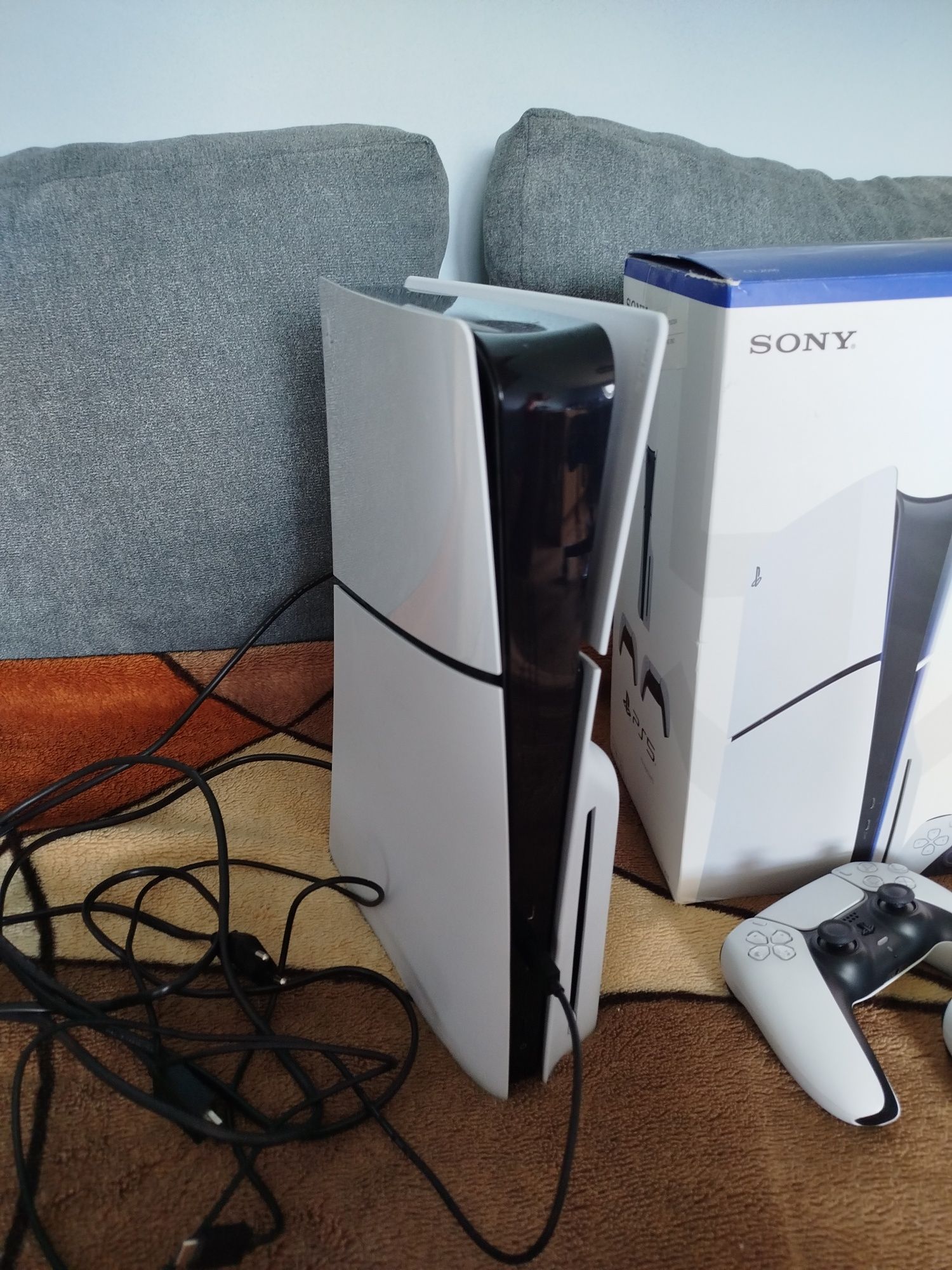 PLAY STATION 5 konsola