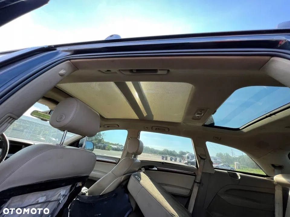 Szyberdach panorama. Audi Q7 dach panoramiczny.