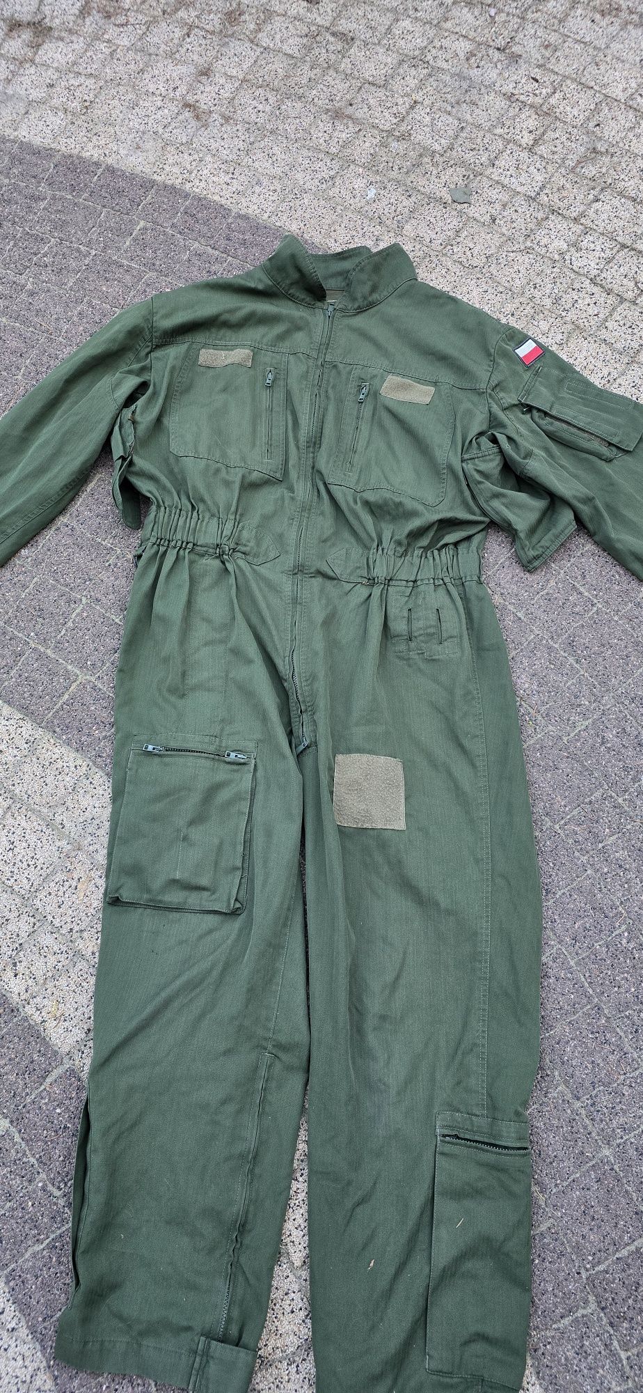 Wojskowy kombinezon pilota khaki 606A/MON
