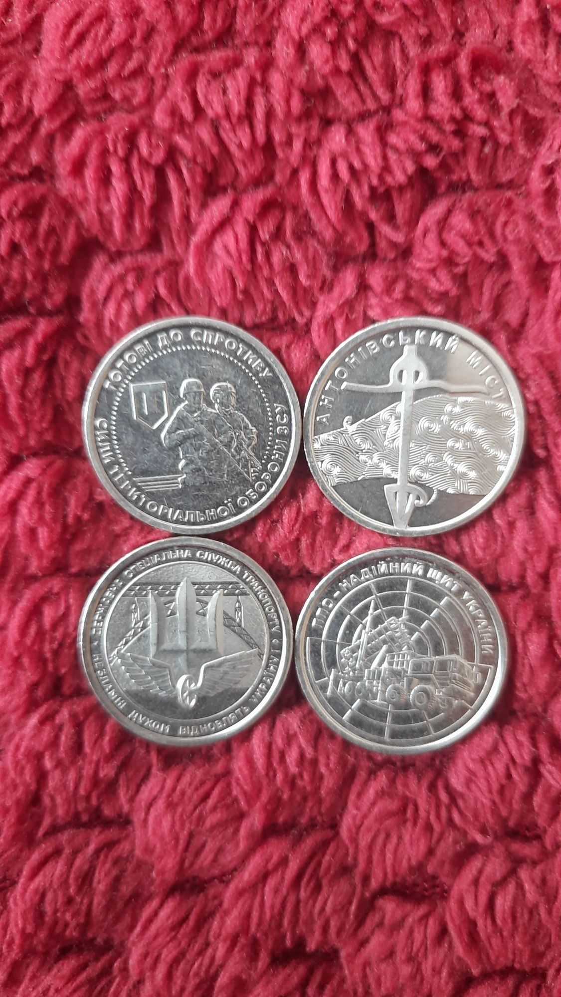 Продам телефони одним ломом.