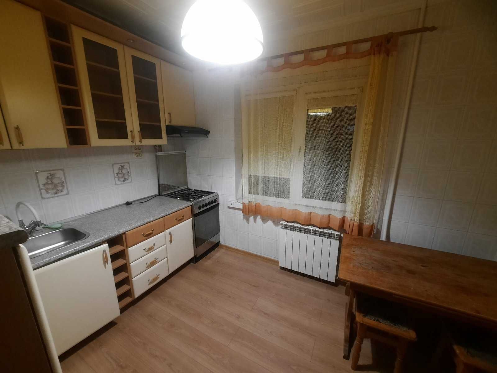 Продам 3 кім. квартиру,В.Івасюка (Гер. Сталінграда) 26,Оболонь,Мінська