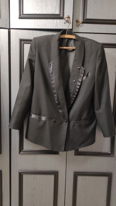Elegancki garnitur czarny