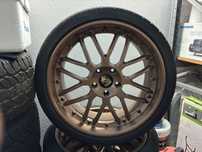Jantes Porsche Cayenne 22x130 com pneus Pirelli