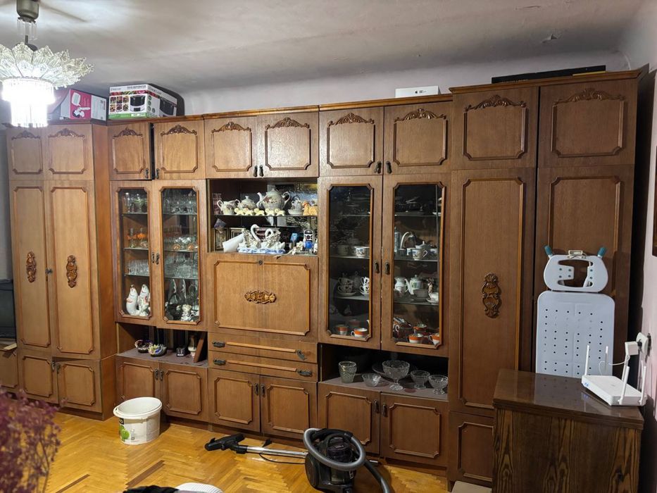 Продаж серванту