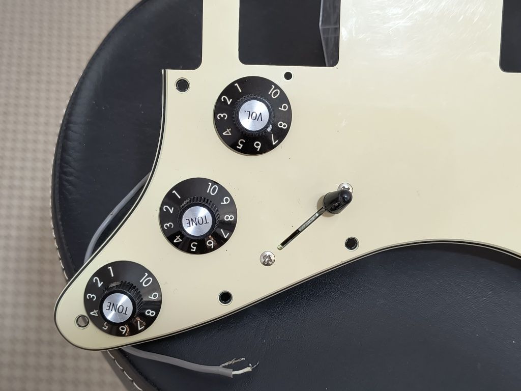 Pickguard Fender HH Stratocaster mint green