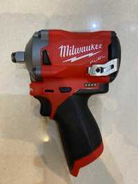 Klucz udarowy milwaukee M12 Fiwf12-0