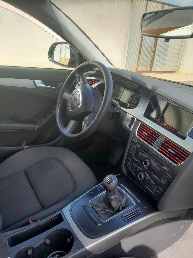 Audi a4 b8 2.0 143cv Nacional