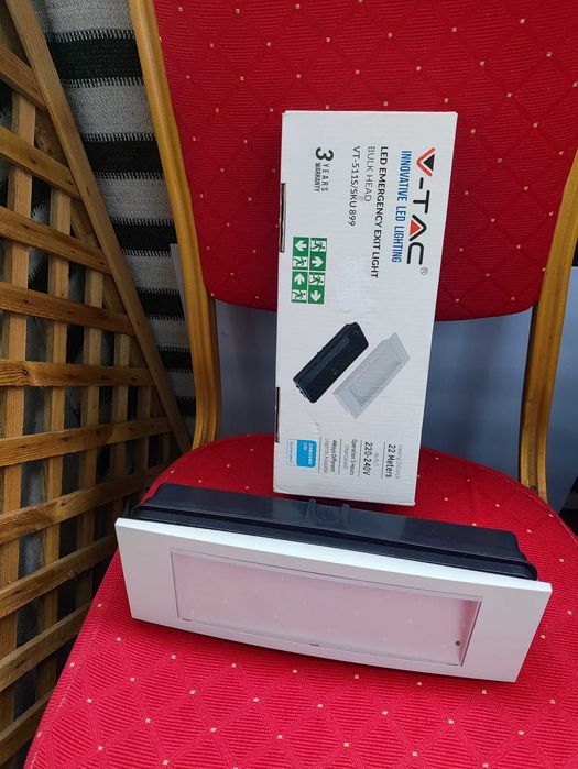 Podtynkowa Lampa Ewakuacyjna V-TAC VT-512S LED światło awaryjne Lampka