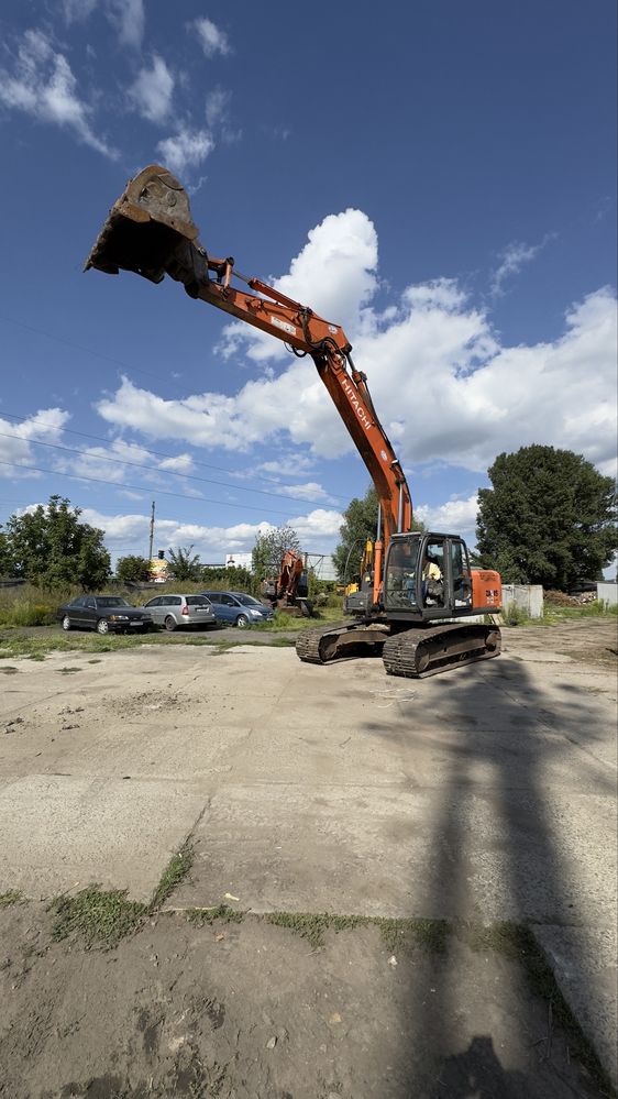 Продаж екскаватора HITACHI ZX210-LC3