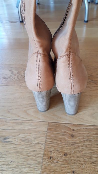 Kozaki nubuk rozm. 40 jesień