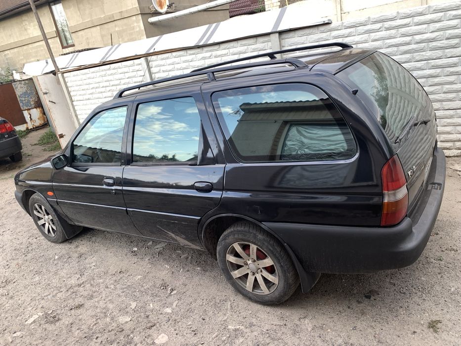 Продам форд ескорт срочно!!!