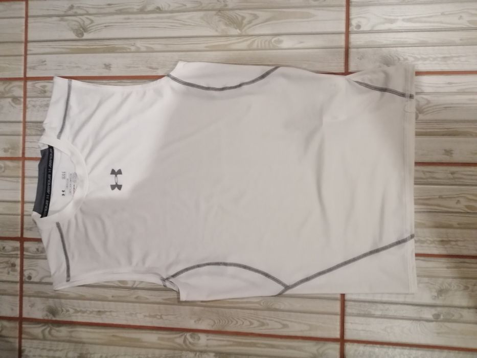 Компрессионная, термо футболка Under Armour