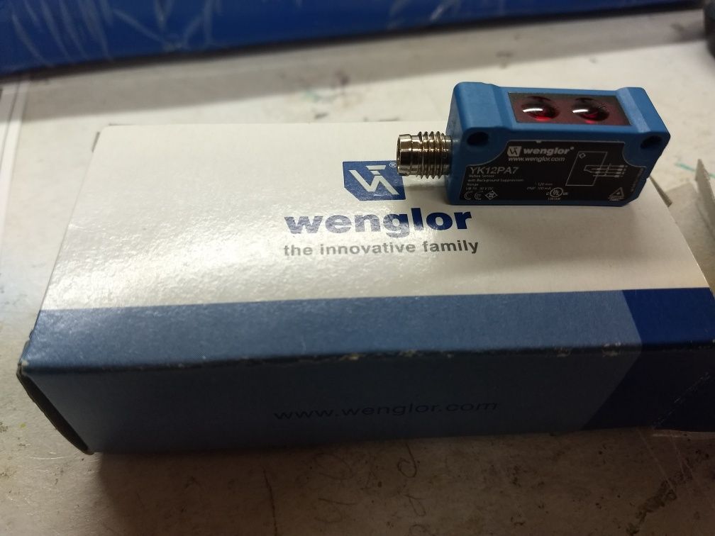 Продам лазерний оптичний датчик Wenglor YK12PA7