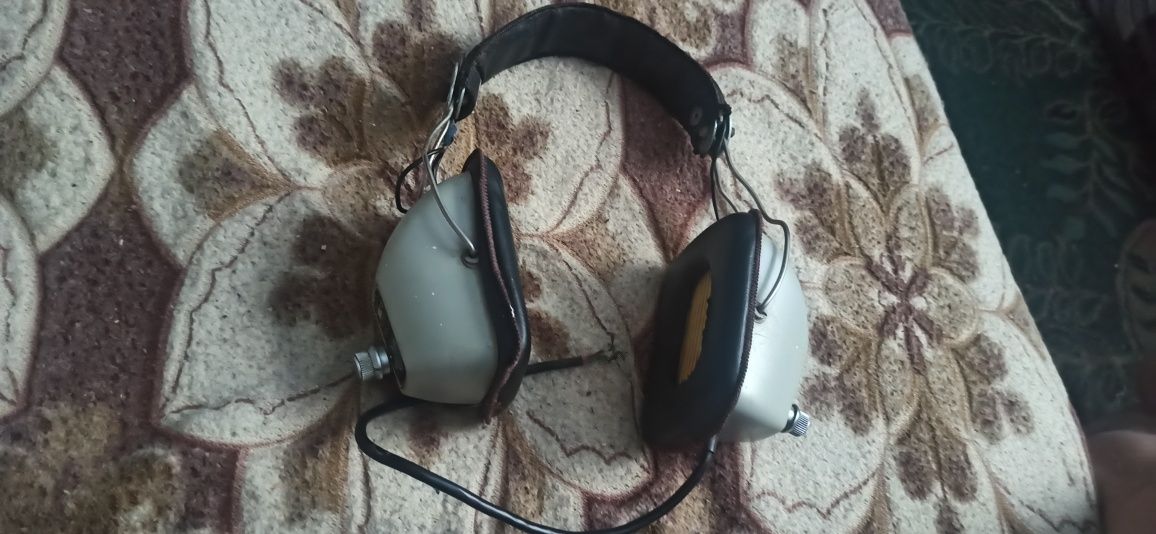 Продам наушники ТДС-6