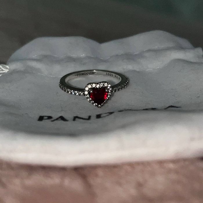 Pandora, срібло, вставка кристал