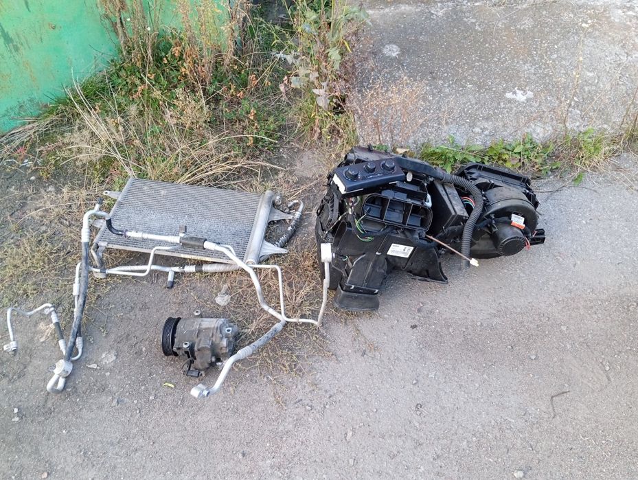 Комплект кондиционера Skoda Fabia 2 new Rapid 2008-2014г 1.2 бензин