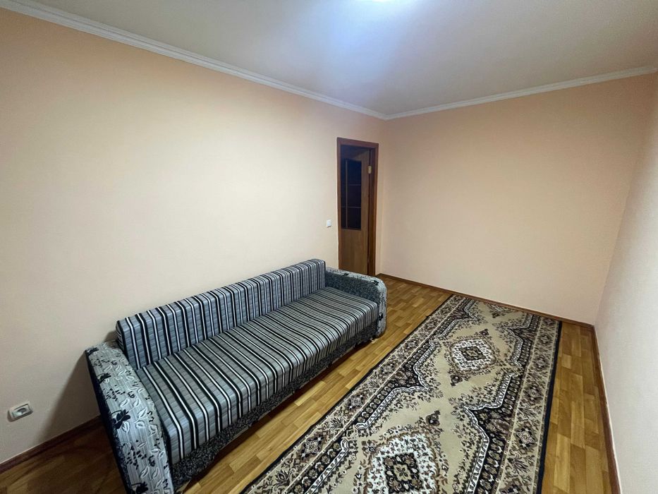 Оренда 2к. квартири, смірнова, район "Епіцентру", подобово.