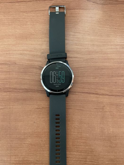 Smartwatch Garmin Vivo Activ 4