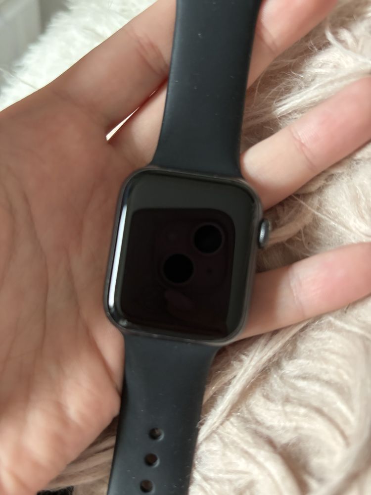Apple Watch SE - 40 mm