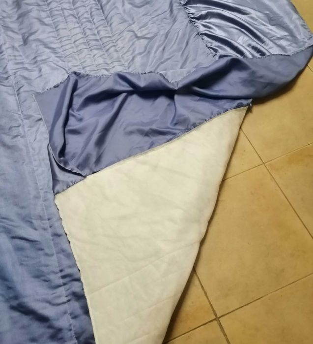 Edredon azul, 195x145 cm, por 5€