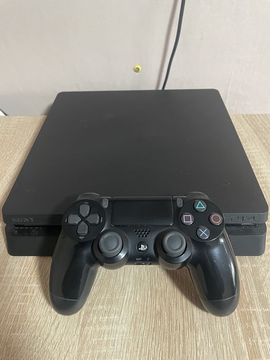 Ps 4 slim 500 GB
