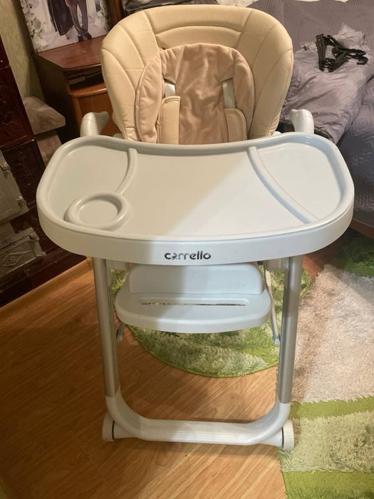 Крісло для годування Careello