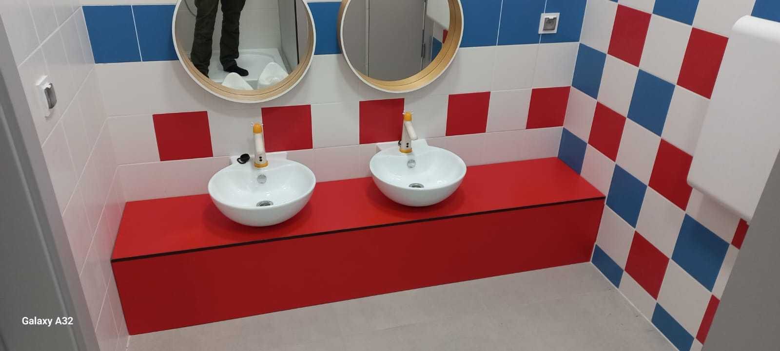 Szafki, ścianki działowe, kabiny, zabudowa HPL