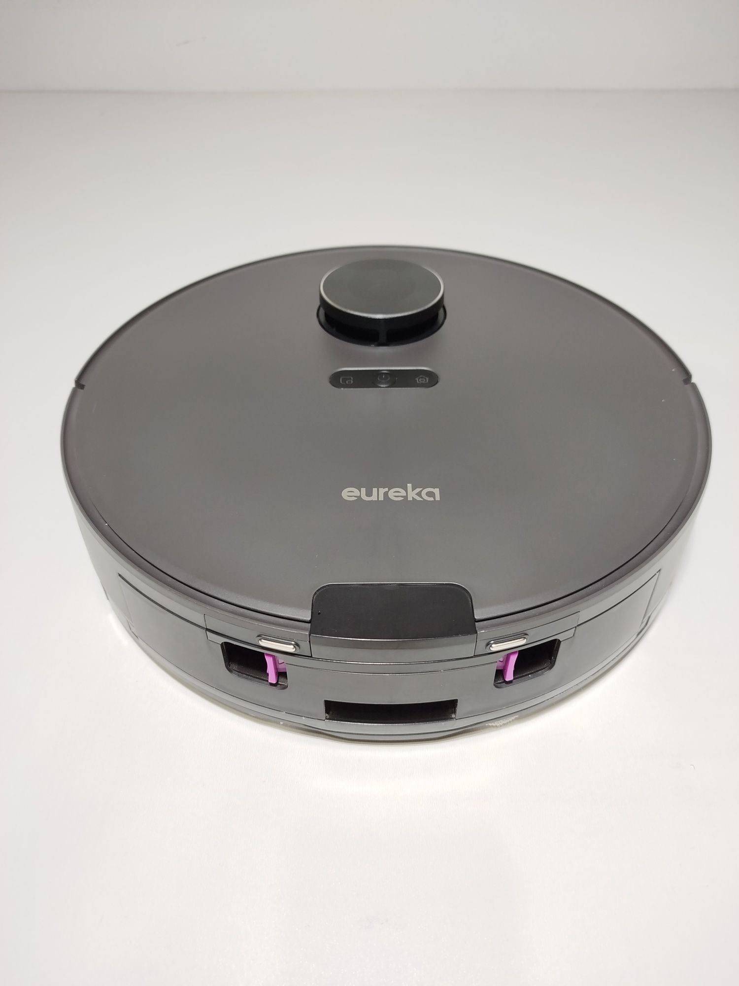 Robot sprzątający Eureka NERE10S czarny