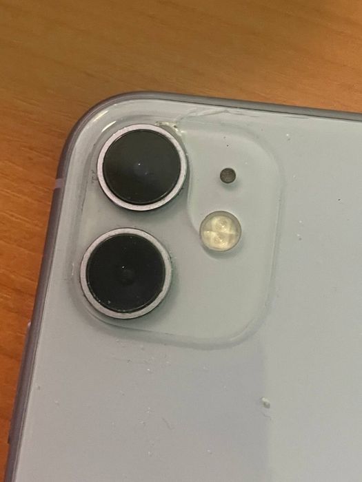 Iphone 11  / Продажа / Обмен (На компьютер)