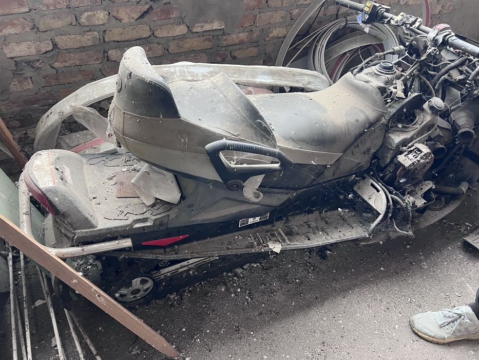 Продам снігоход BRP ski-doo