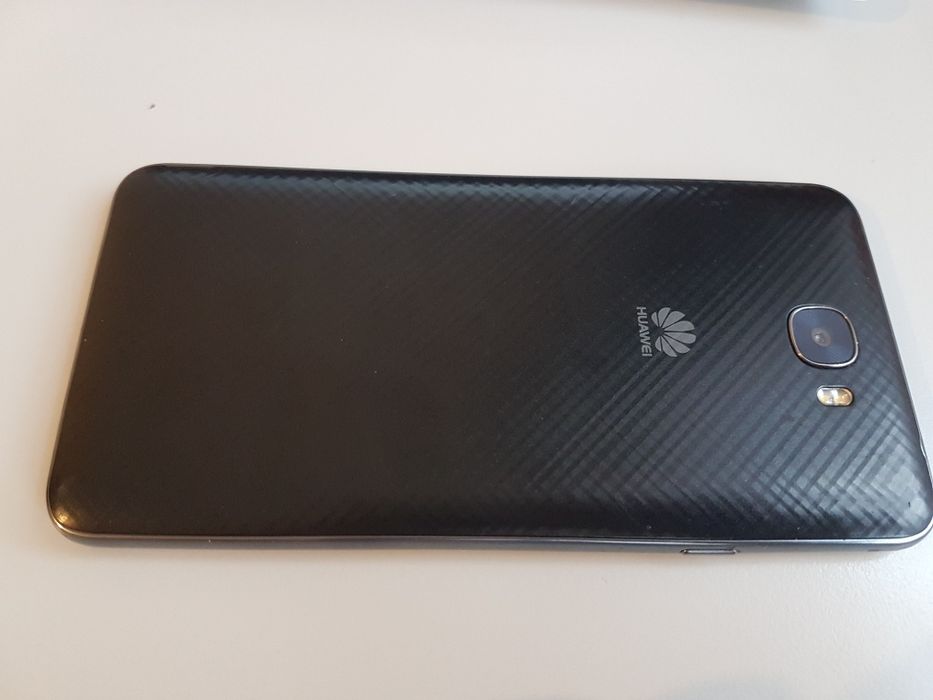 Huawei Y6 II compact sprawny