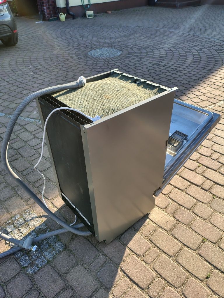 Zmywarka do zabudowy Whirlpool 45cm na części lub do naprawy