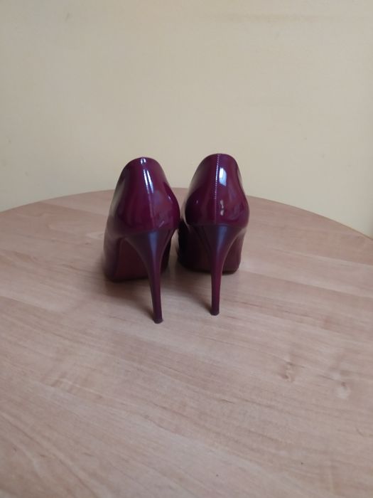 Szpilki czółenka rozmiar 36