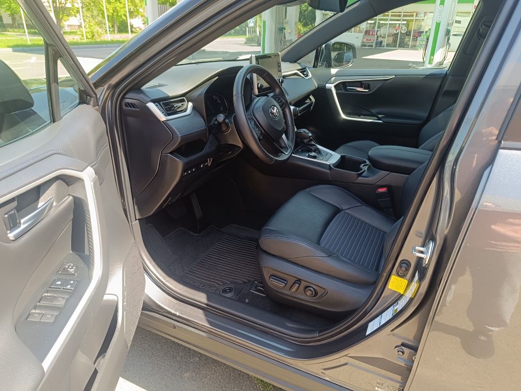 Toyota RAV4 Тойота рав4