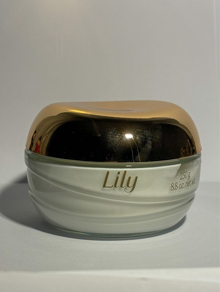 Creme Hidratante Acetinado Lily- 250g