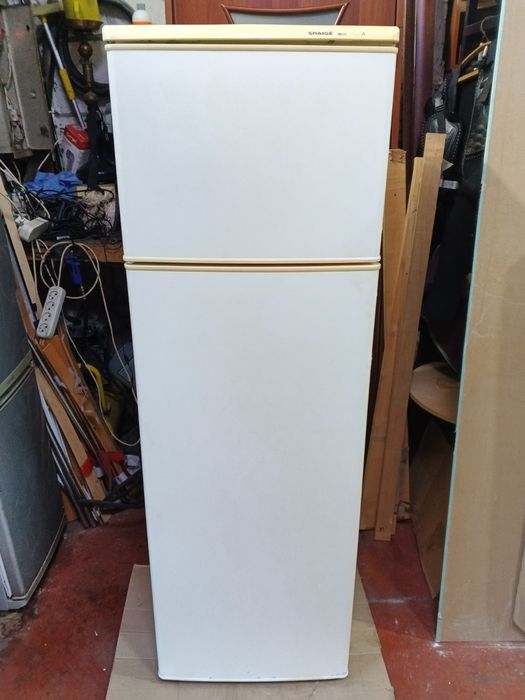 Холодильник Snaige