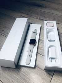 Apple watch Series 5 Gold Aluminum Case 40mm