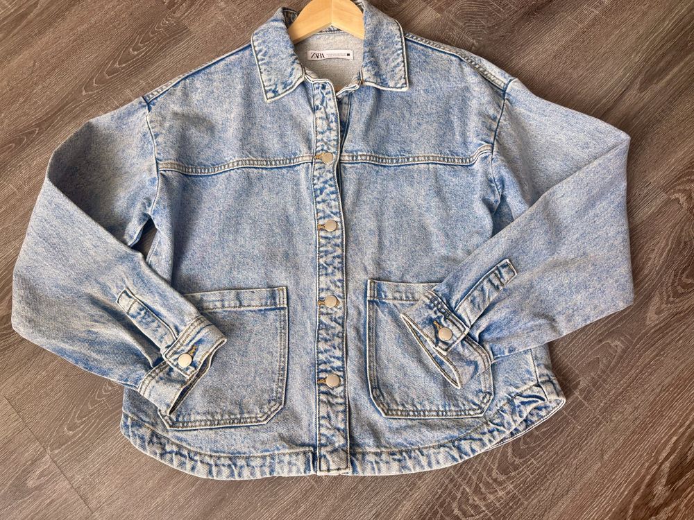 Джинсова куртка Zara. Розмір xs