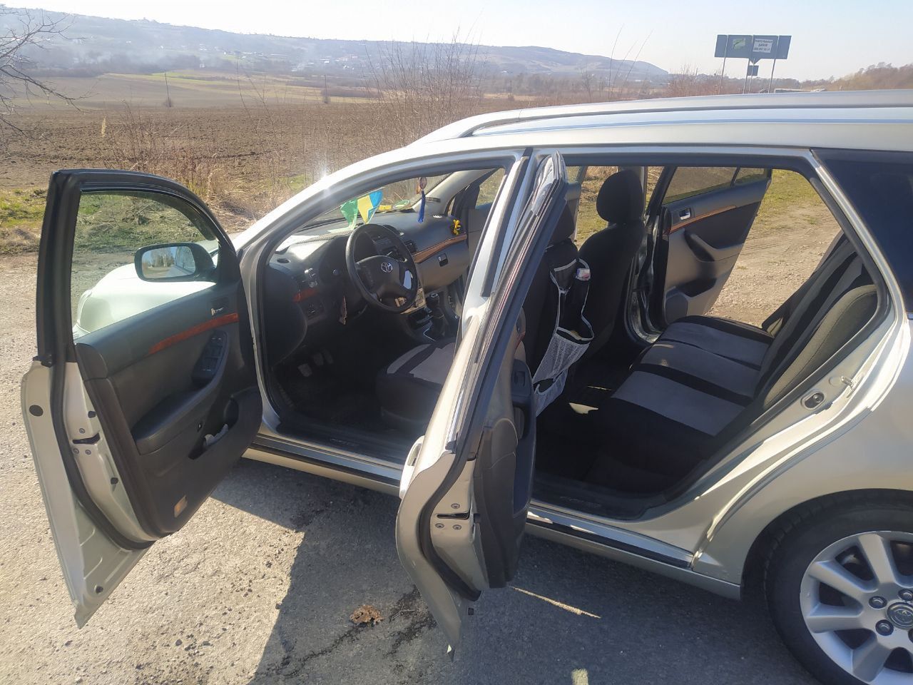 Продам Toyota Avensis