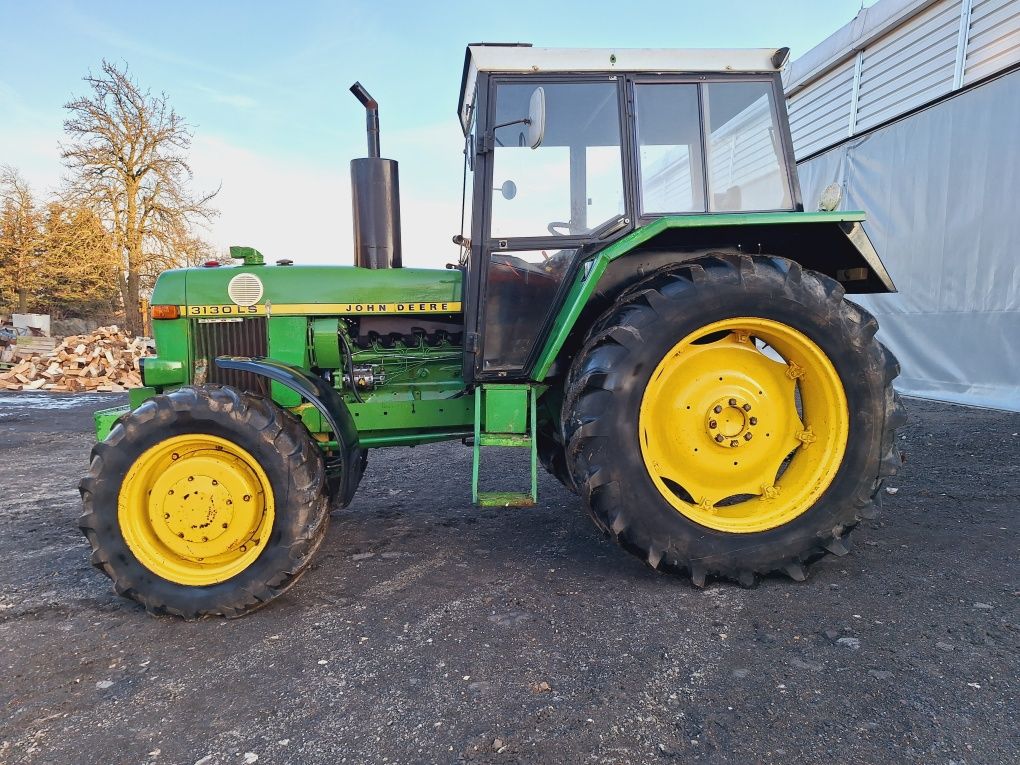 Ciagnik rolniczy John deere 3130 ls stan bdb napęd