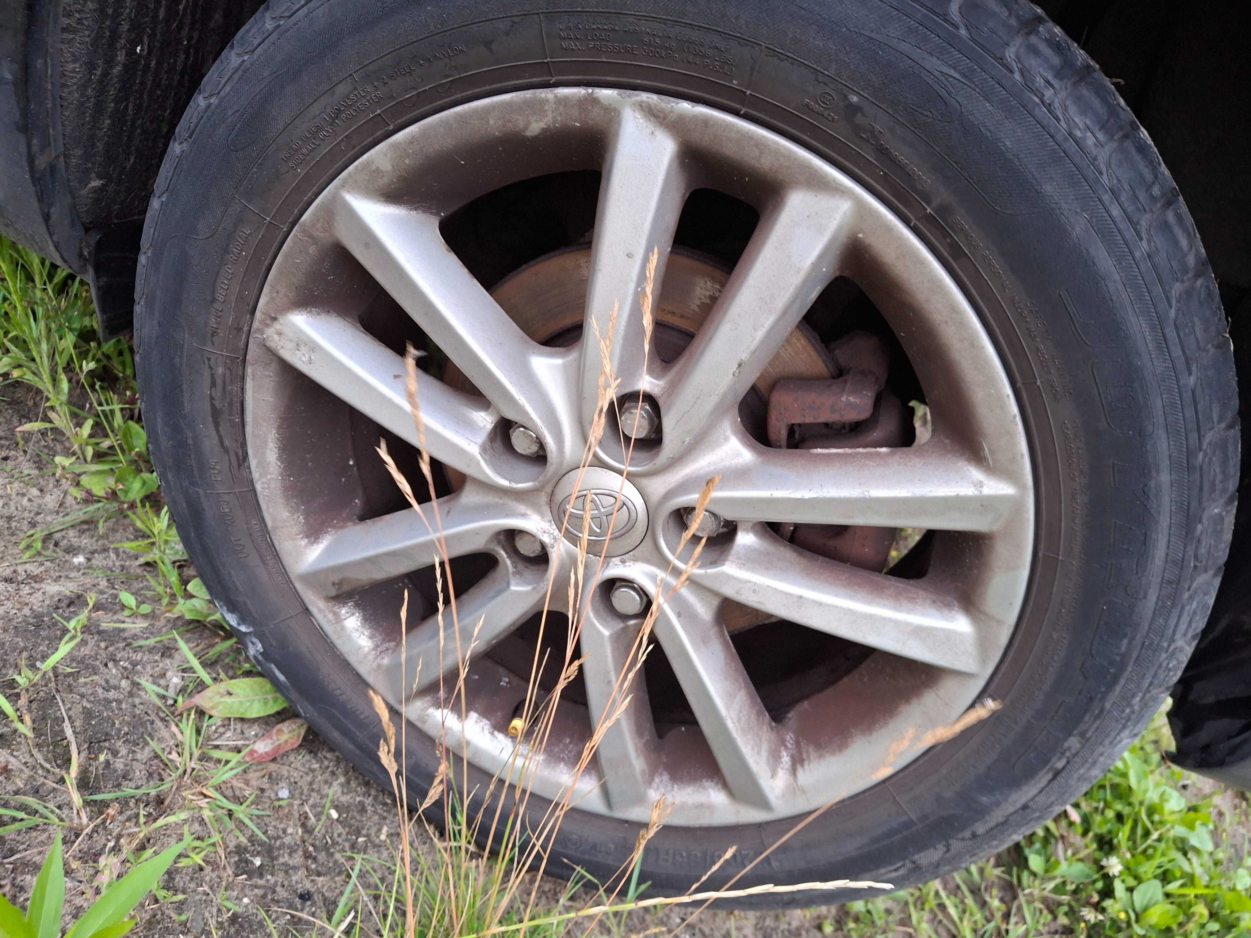 Toyota auris 1 kola alufelgi opony lato felgi aluminiowe 16"