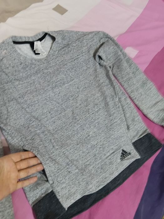 Світер фірма адідас розмір М