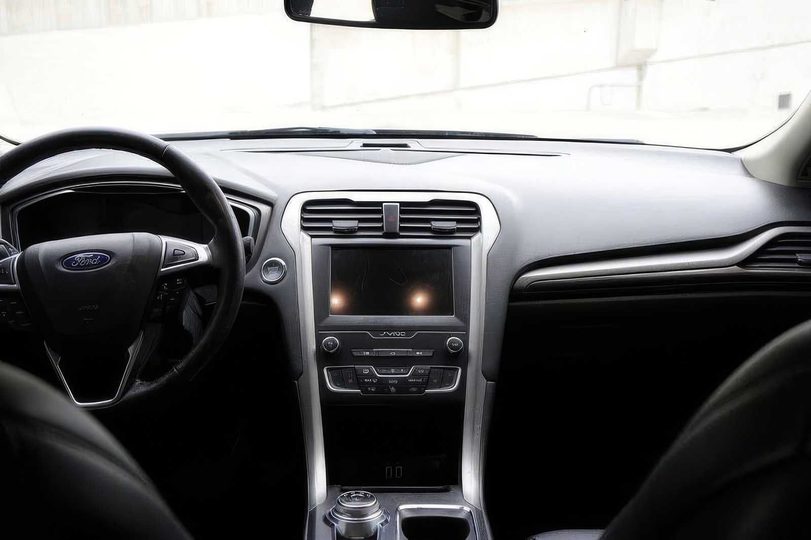 2020 Ford Fusion SEL