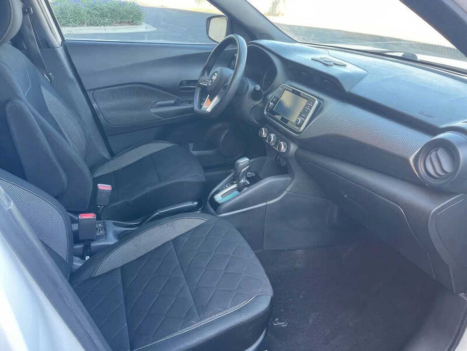 Nissan Kicks S      2020