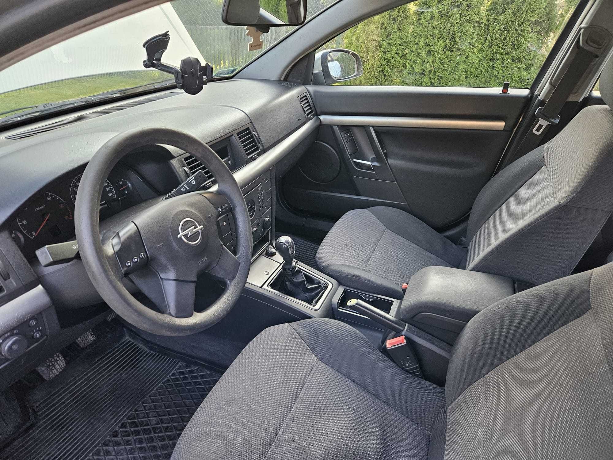 Opel Vectra C 2.0 DTI Sedan