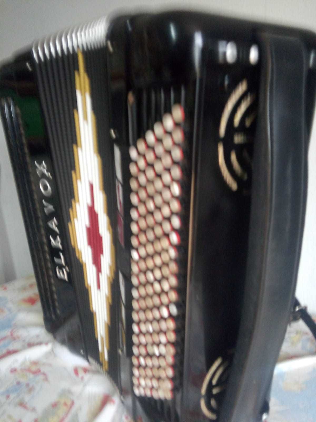 Acordeon elkavox F3