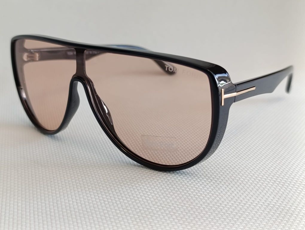 **TOM FORD damskie duże czarne nowe okulary przeciwsłoneczne złote log