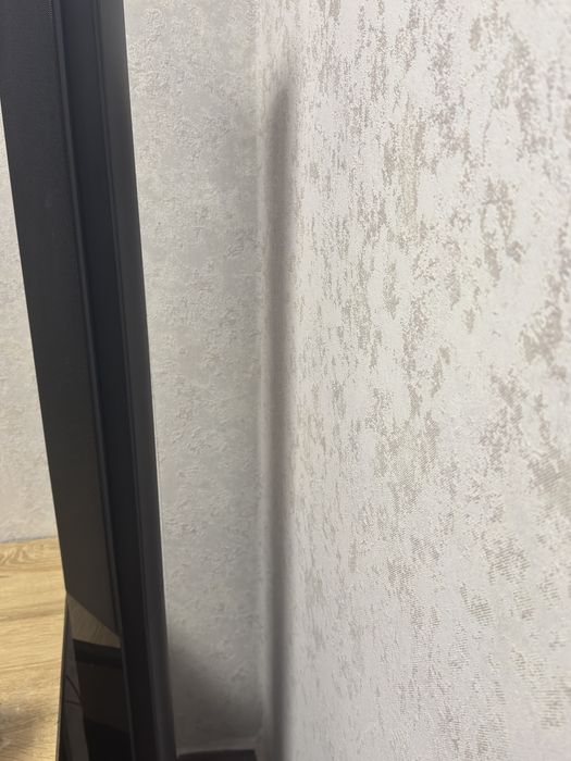 В продажі 4 колонки samsung новий стан всьо працює для домашньої акуст