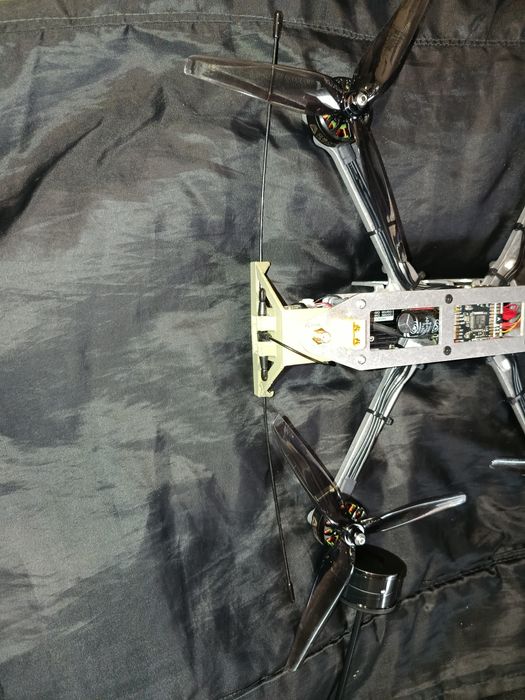 Продам fpv дрон 7 дюймів новий.